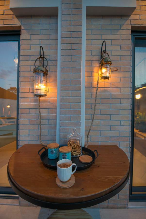 Marios Home, A Cozy And Spacious Apartment Near Downtown Preveza Exterior foto